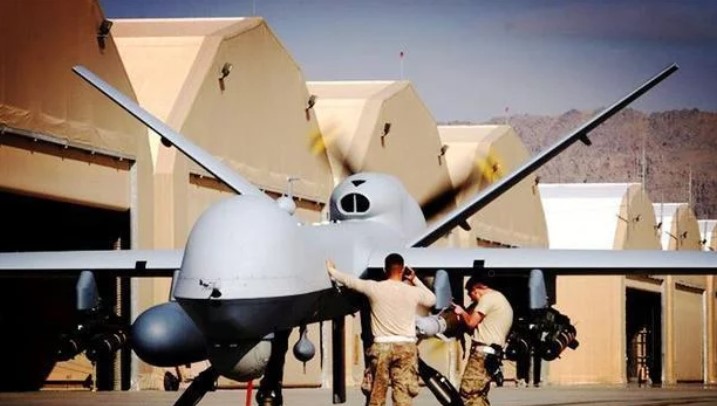 硬气！伊朗无人机直接冲撞美军无人机，美军王牌无人机再次吃瘪!
